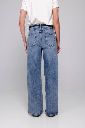 Hana Jeans | Denim