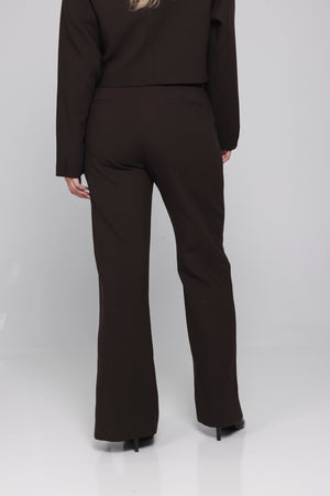 achter: Achteraanzicht Aveal dames pantalon met wijde pijpen